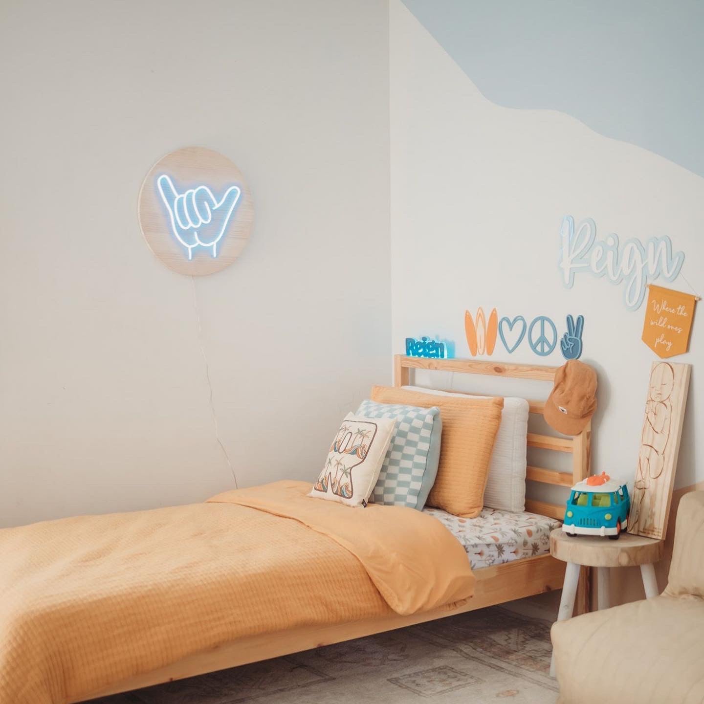 Shaka Wooden Neon Sign