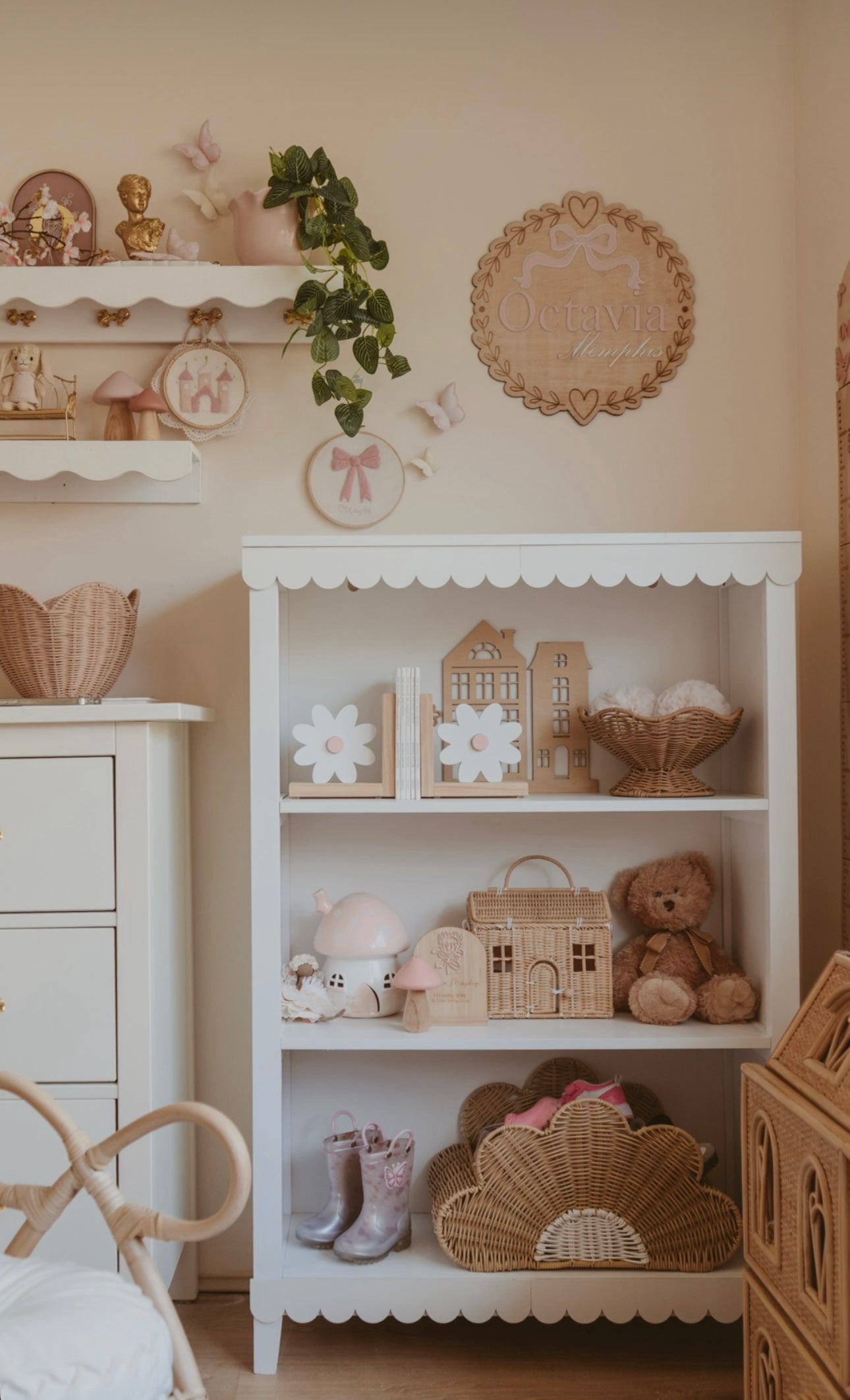 Personalised Bow Sign