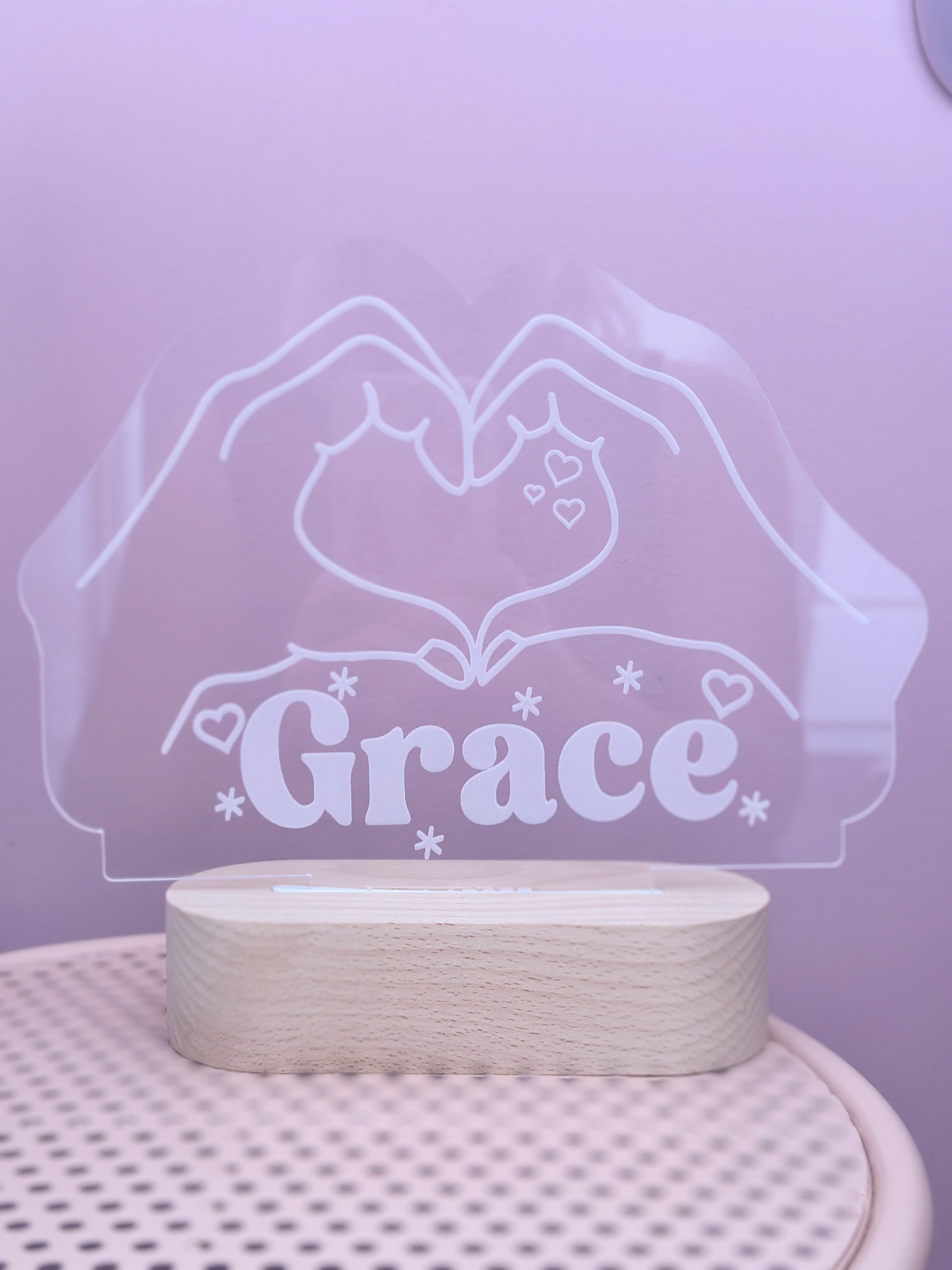 Heart Hands Night Light – Personalised LED Glow for Swifties 💖✨