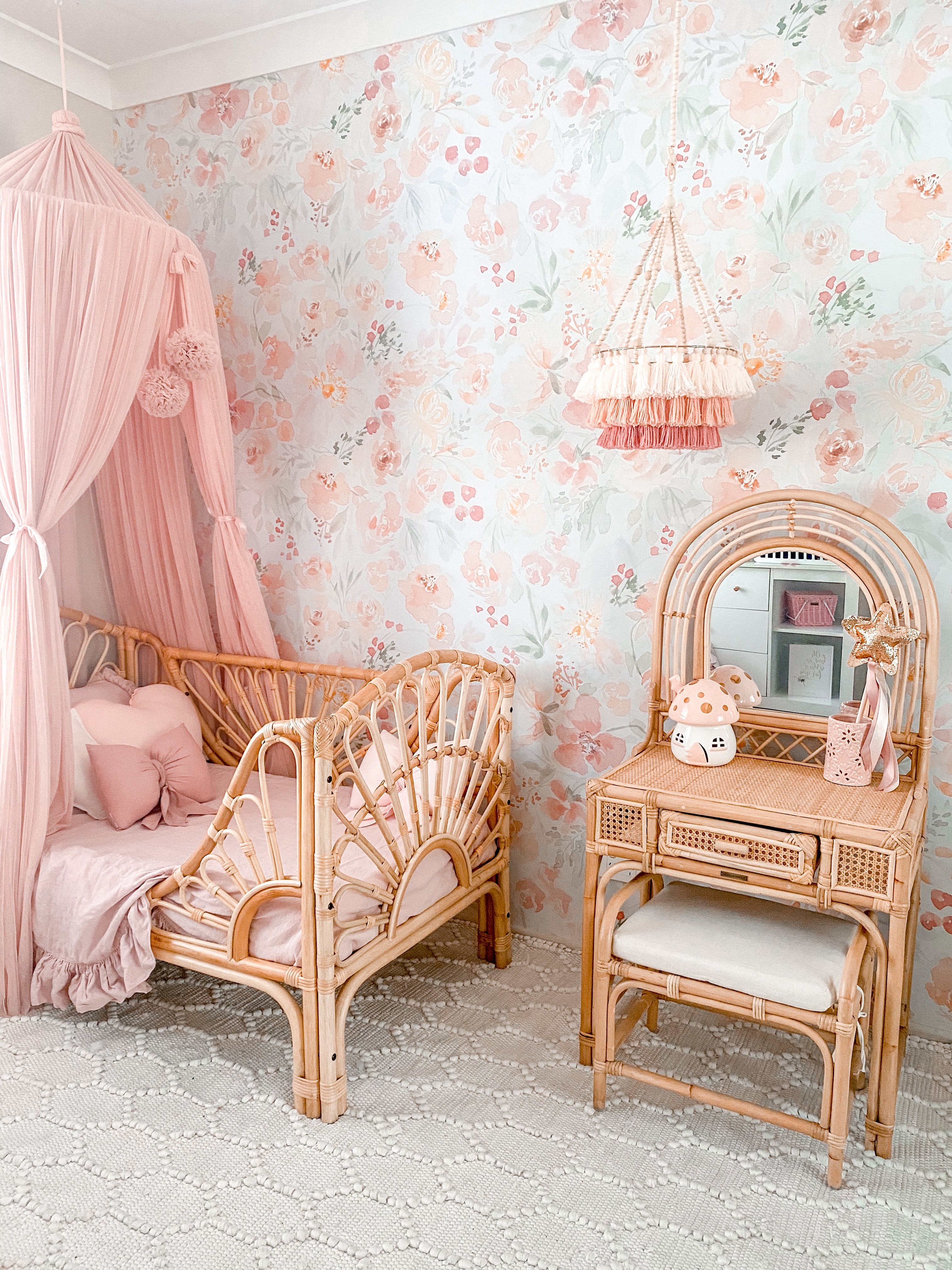 Maree Peel & Stick Kids Wallpaper