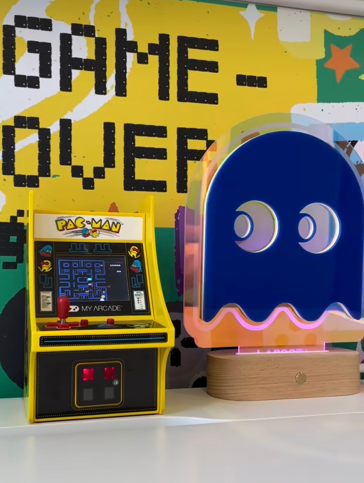Retro Arcade Ghost Colour Pop Night Light