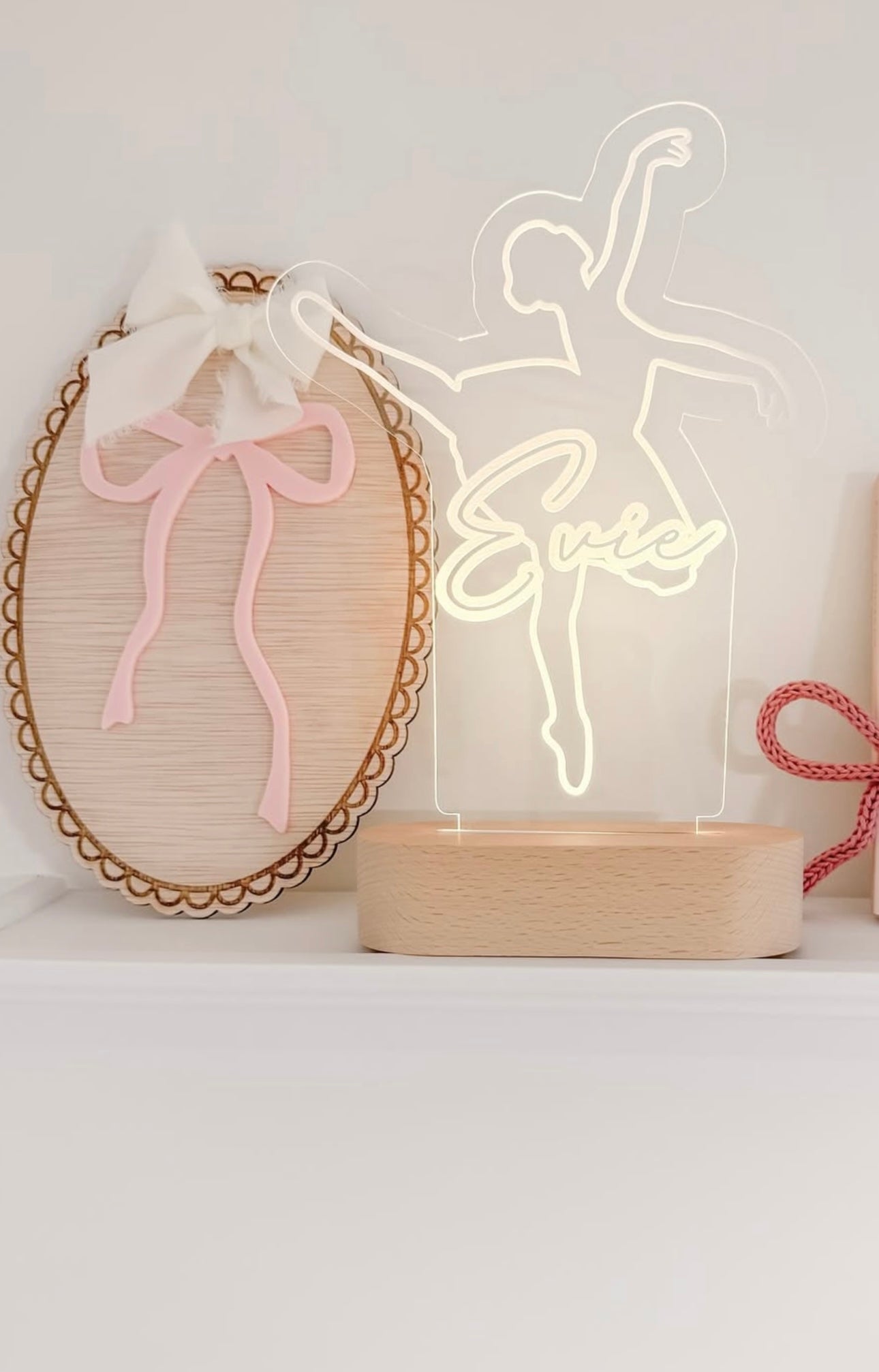 Whimsical Initial + Bow Plaque Set – Scalloped Wall Decor