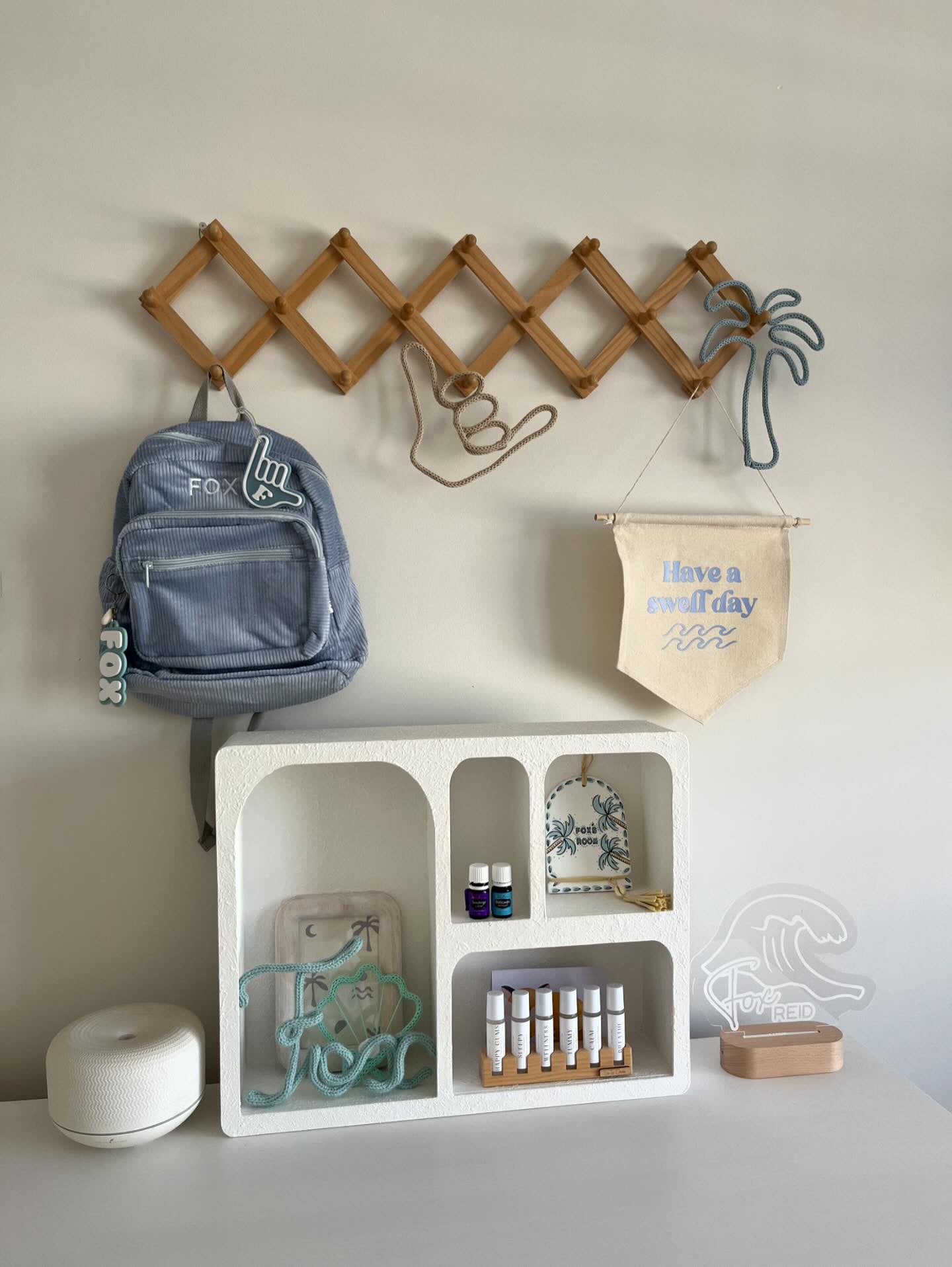 Personalised Wave Night Light โ Custom LED Lamp