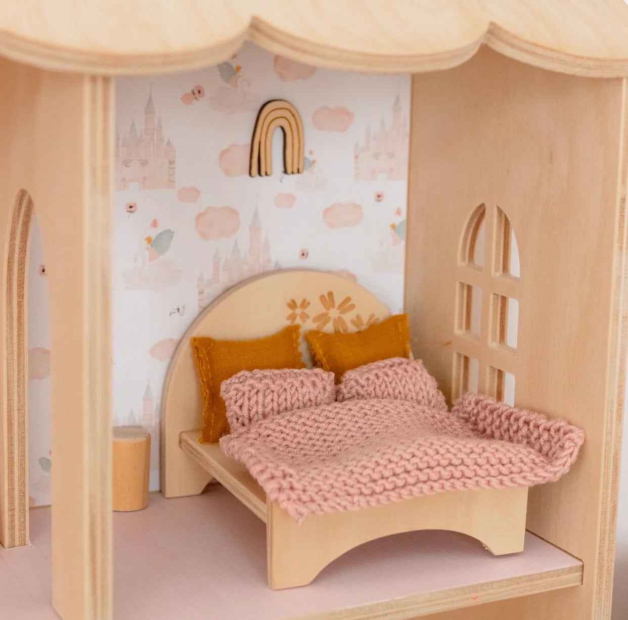 Peel and Stick Wallpaper Bek Halliday, Minnie and Me Interiors by Little Abodes Interiors