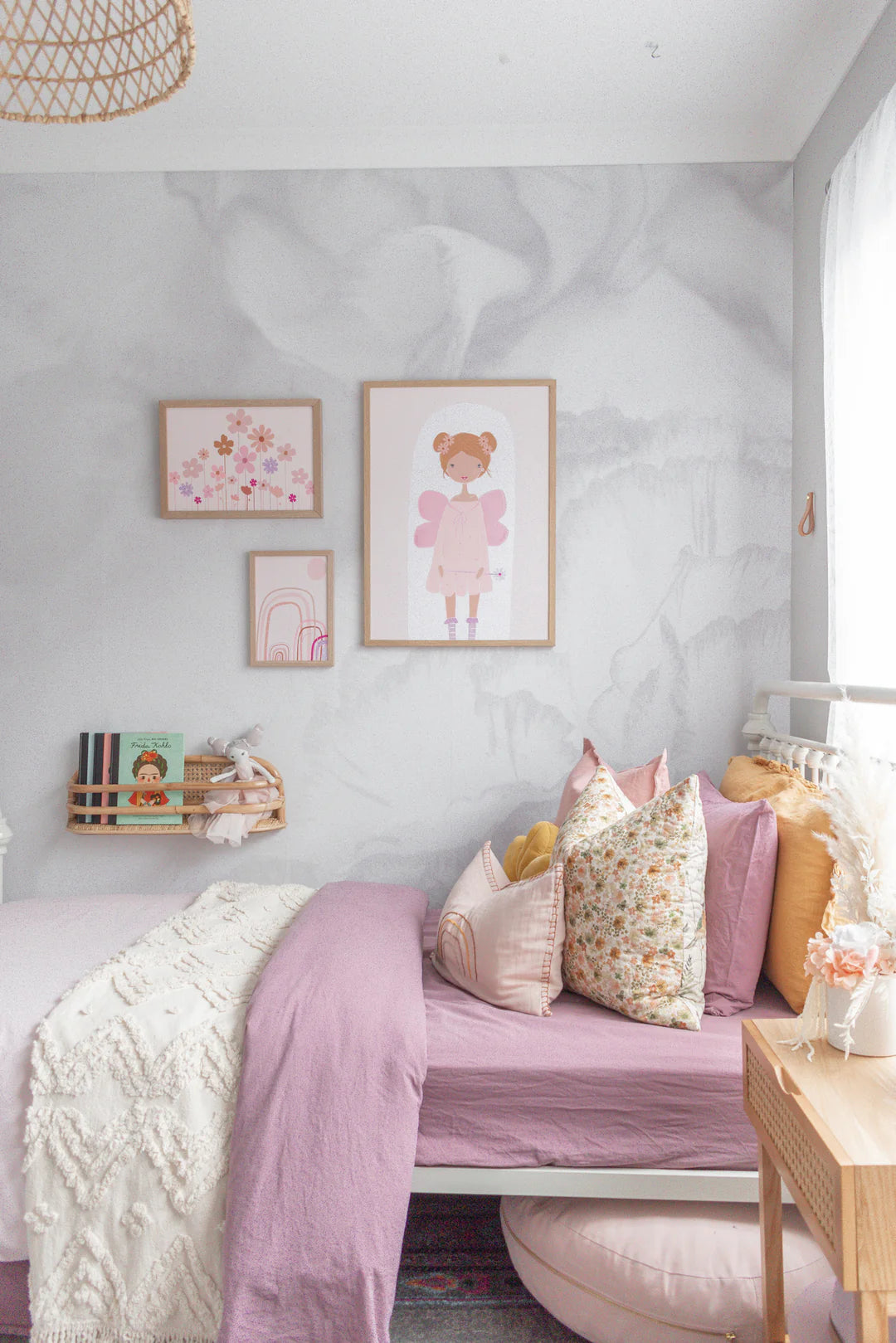Feeling Floral Peel & Stick Kids Wallpaper