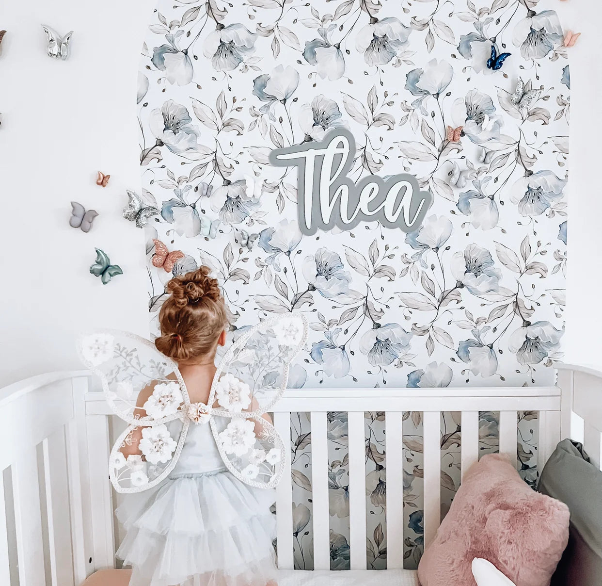 Thea Peel & Stick Kids Wallpaper