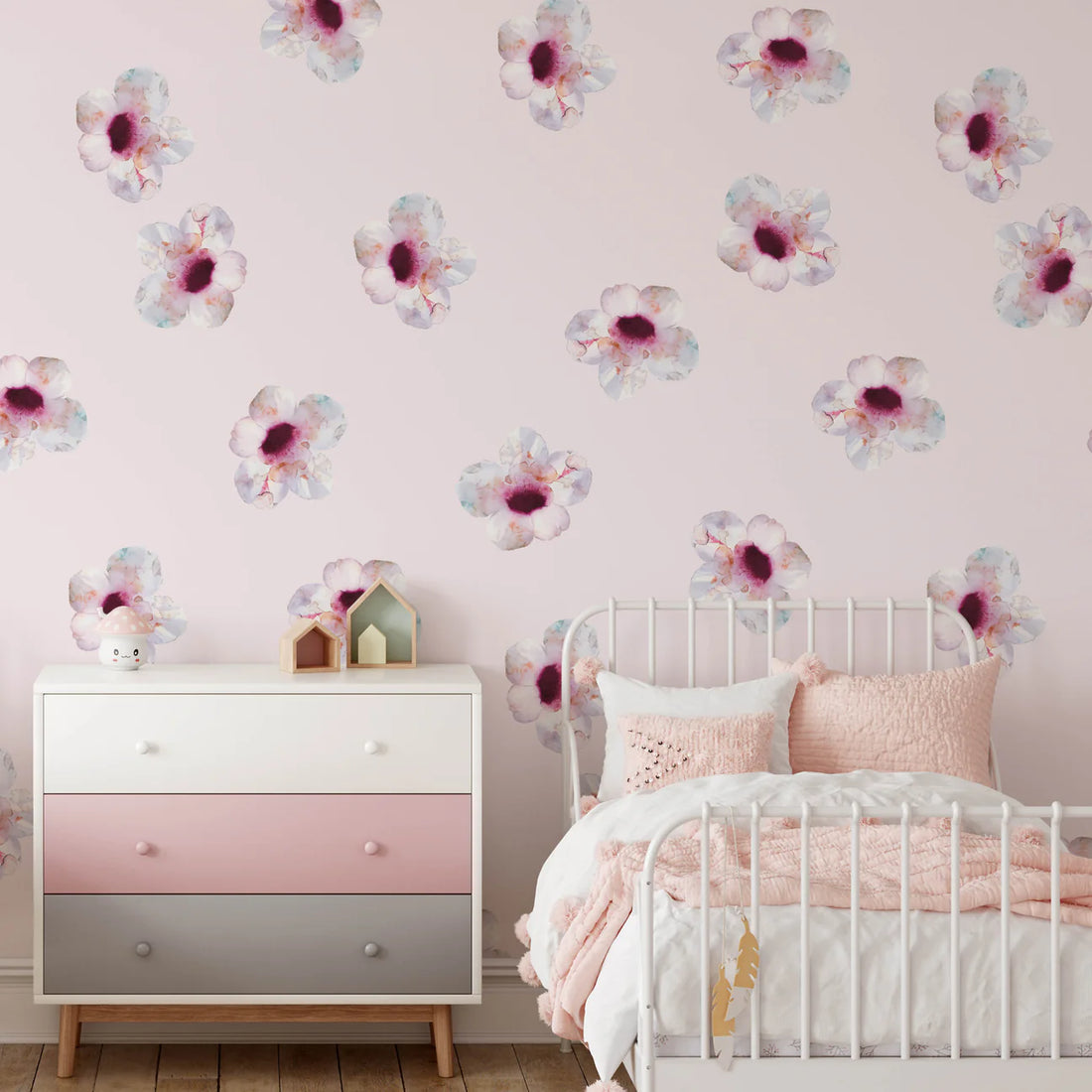 Clara (two colourways)