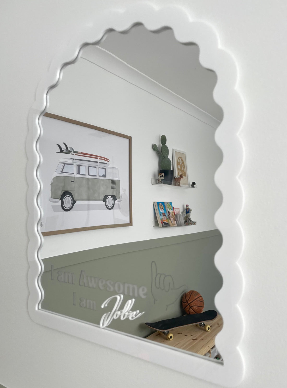 Personalised Affirmation Mirror – "I Am Awesome" with Shaka Hand