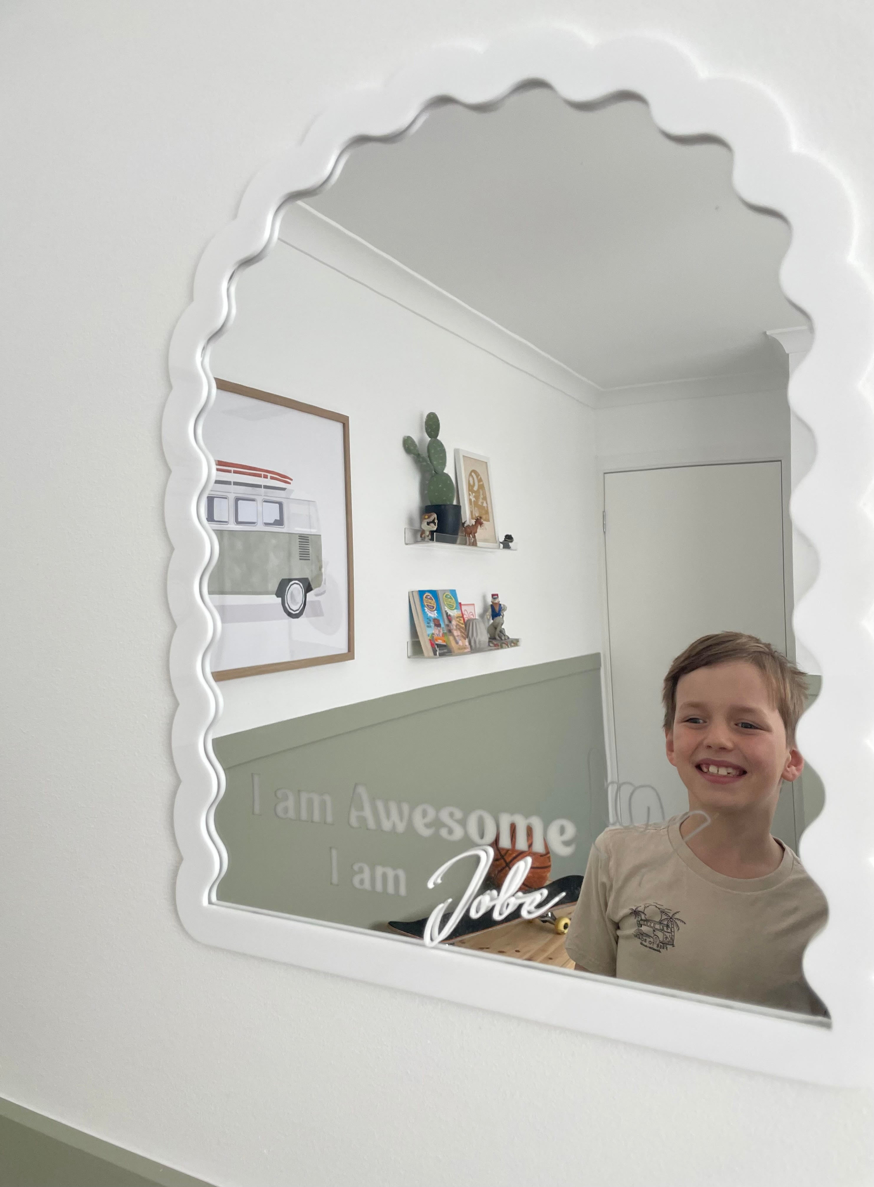 Personalised Affirmation Mirror – "I Am Awesome" with Shaka Hand
