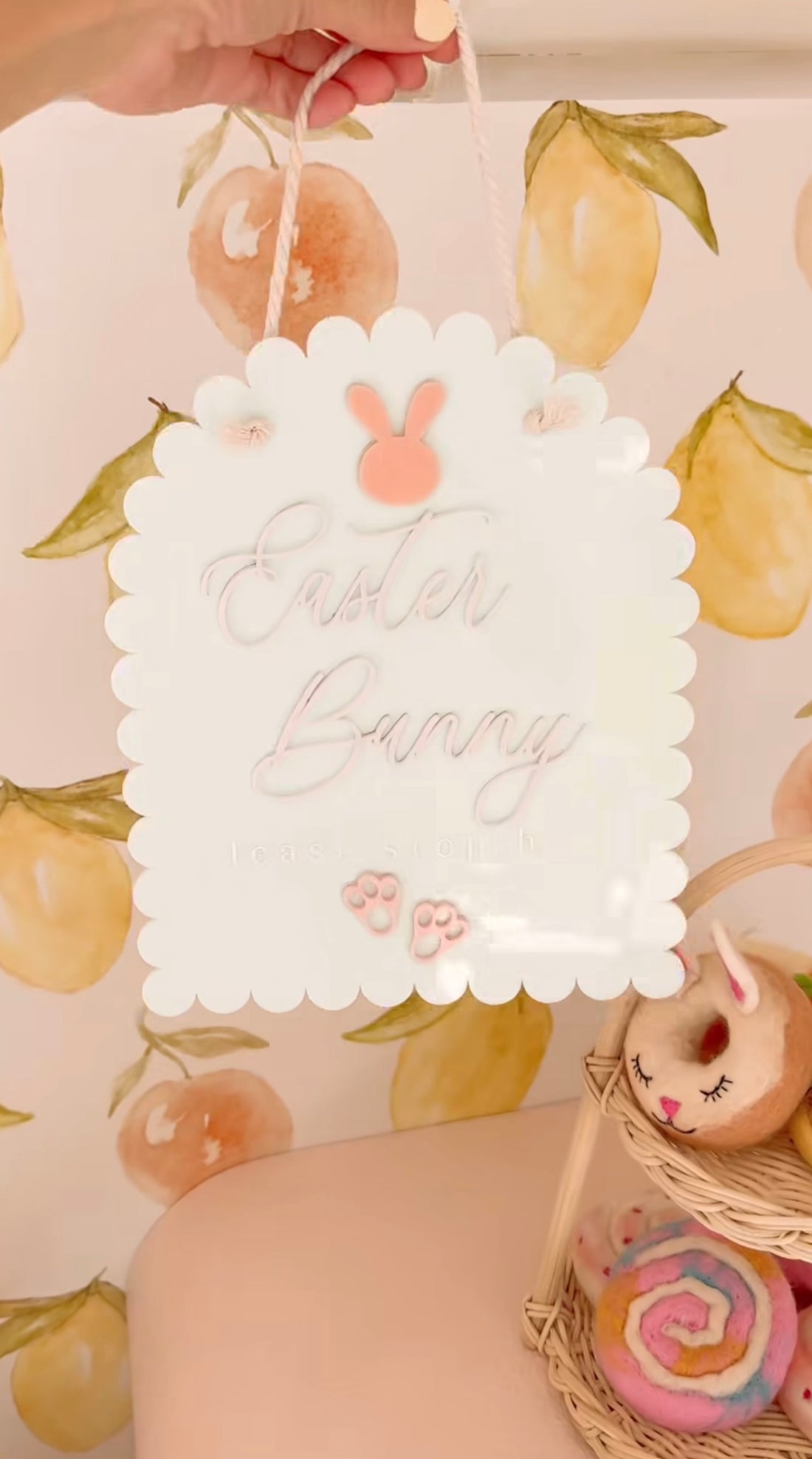 Scalloped Bunny Stop Here Plaque