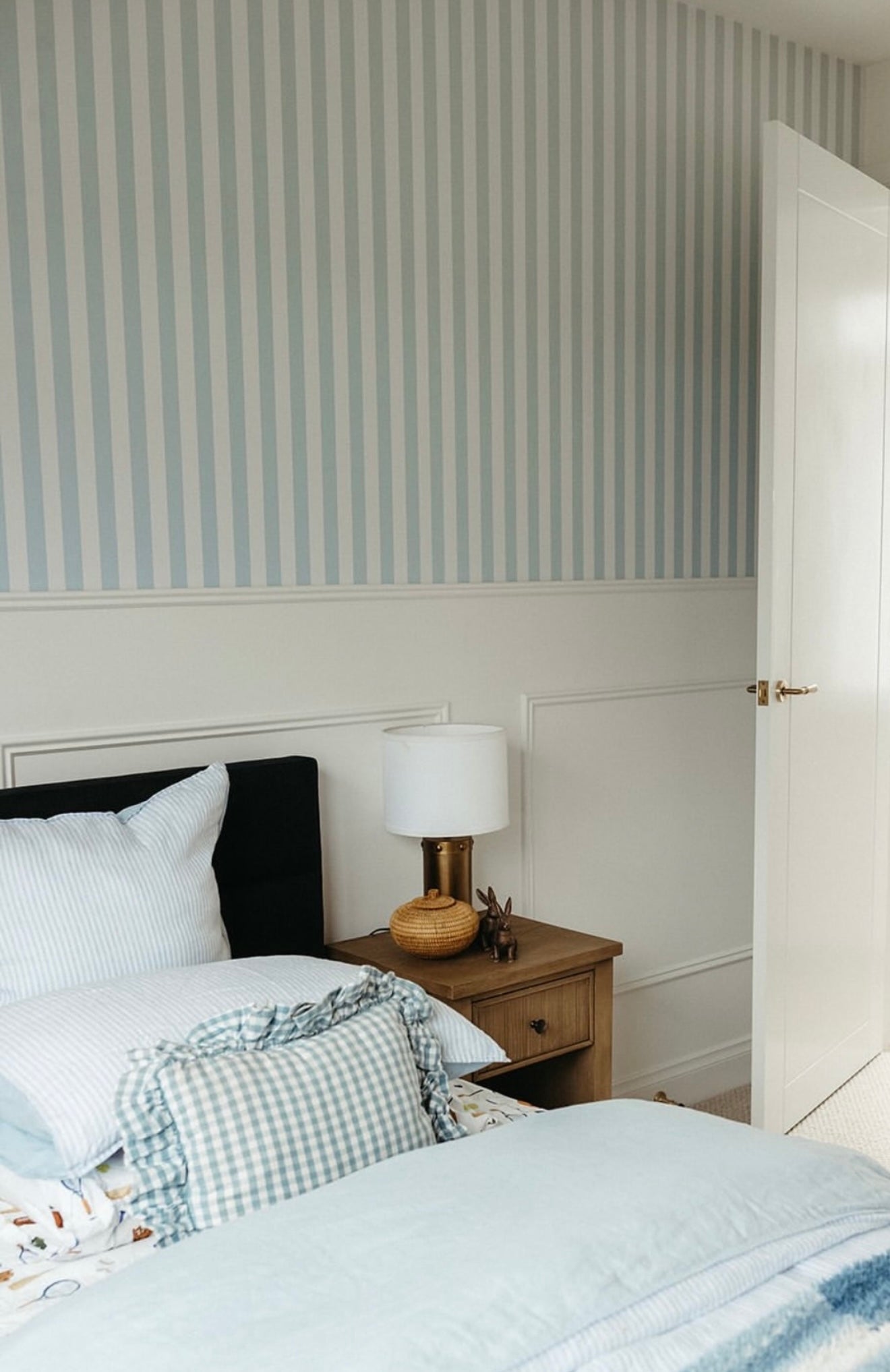 Classic Stripes Peel &amp; Stick Kids Wallpaper