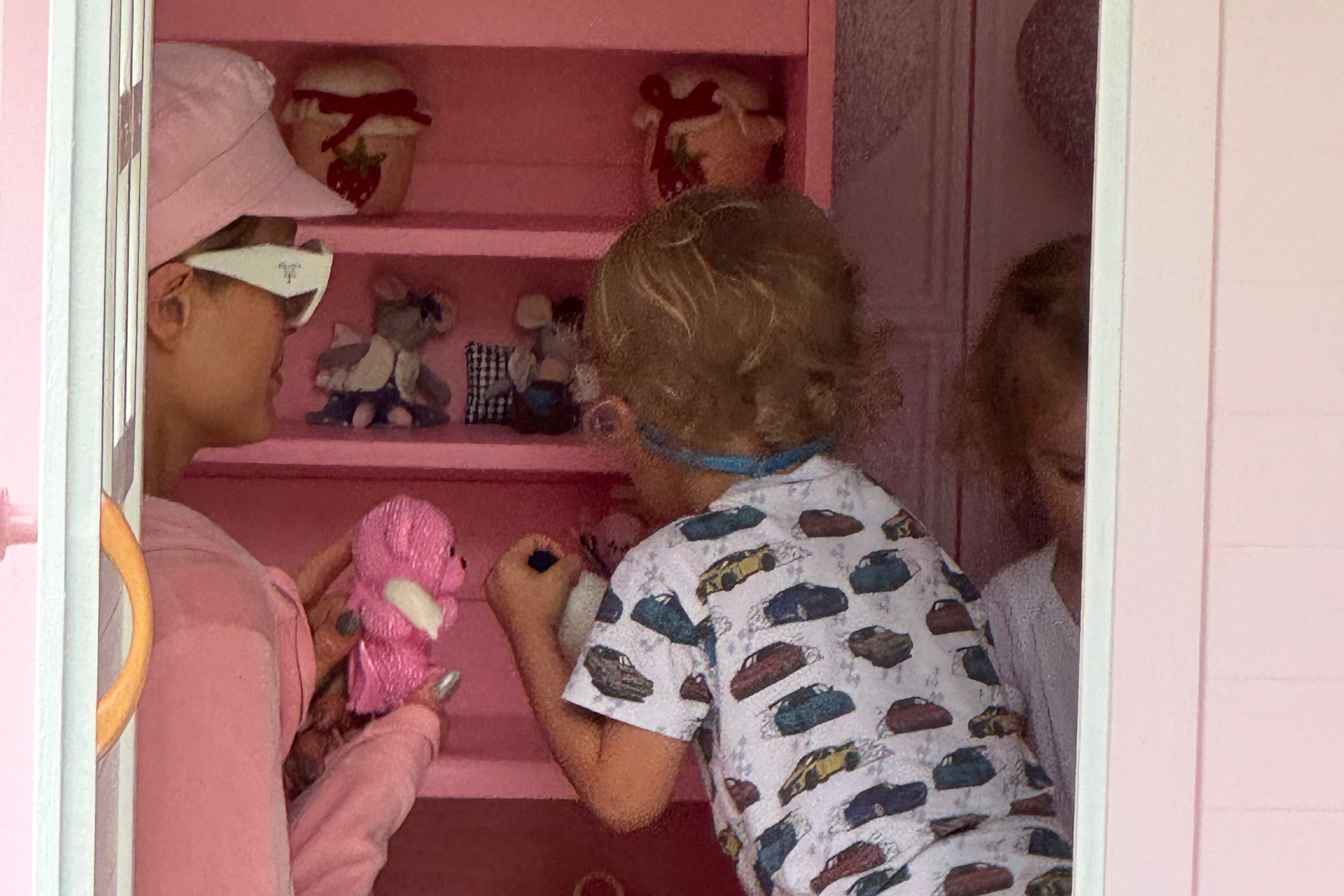 PARIS HILTONS custom wallpaper and signage