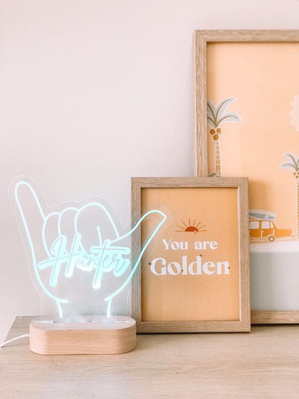 Shaka Night Light